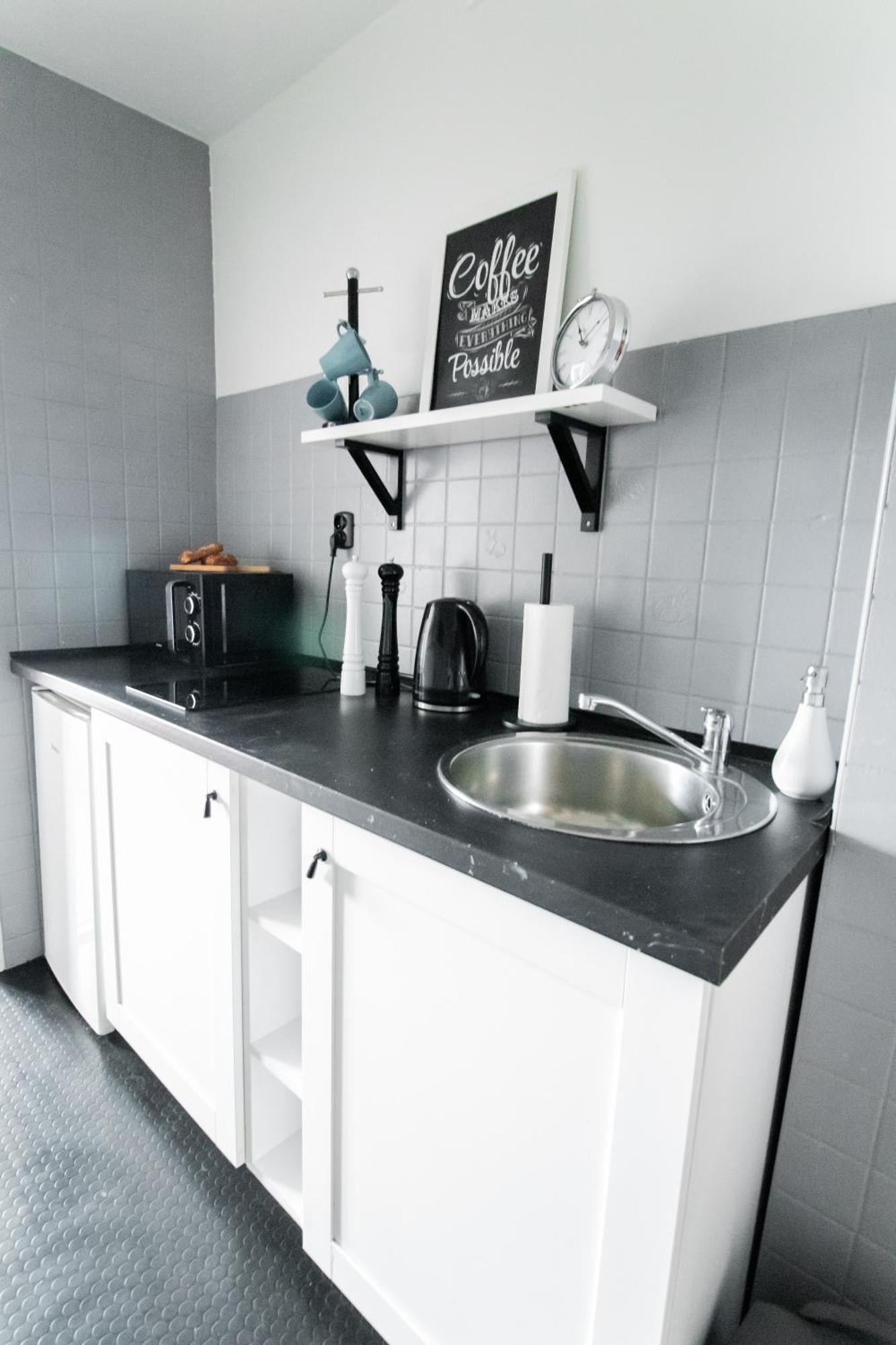 Piotrapartments - Daleka Cozy Train&Airport Apartment Warsawa Bagian luar foto