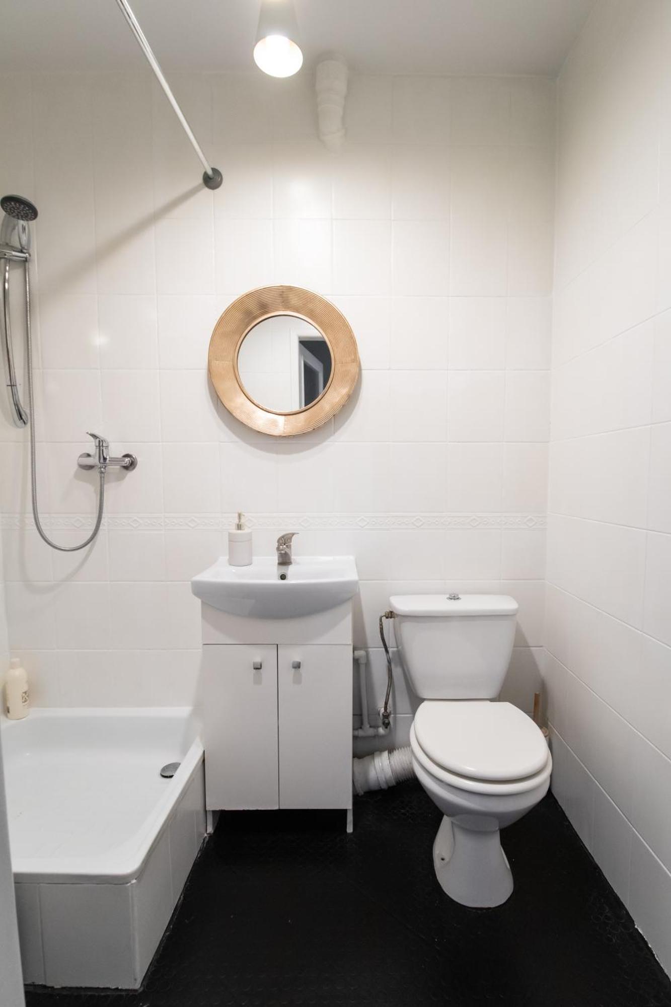 Piotrapartments - Daleka Cozy Train&Airport Apartment Warsawa Bagian luar foto