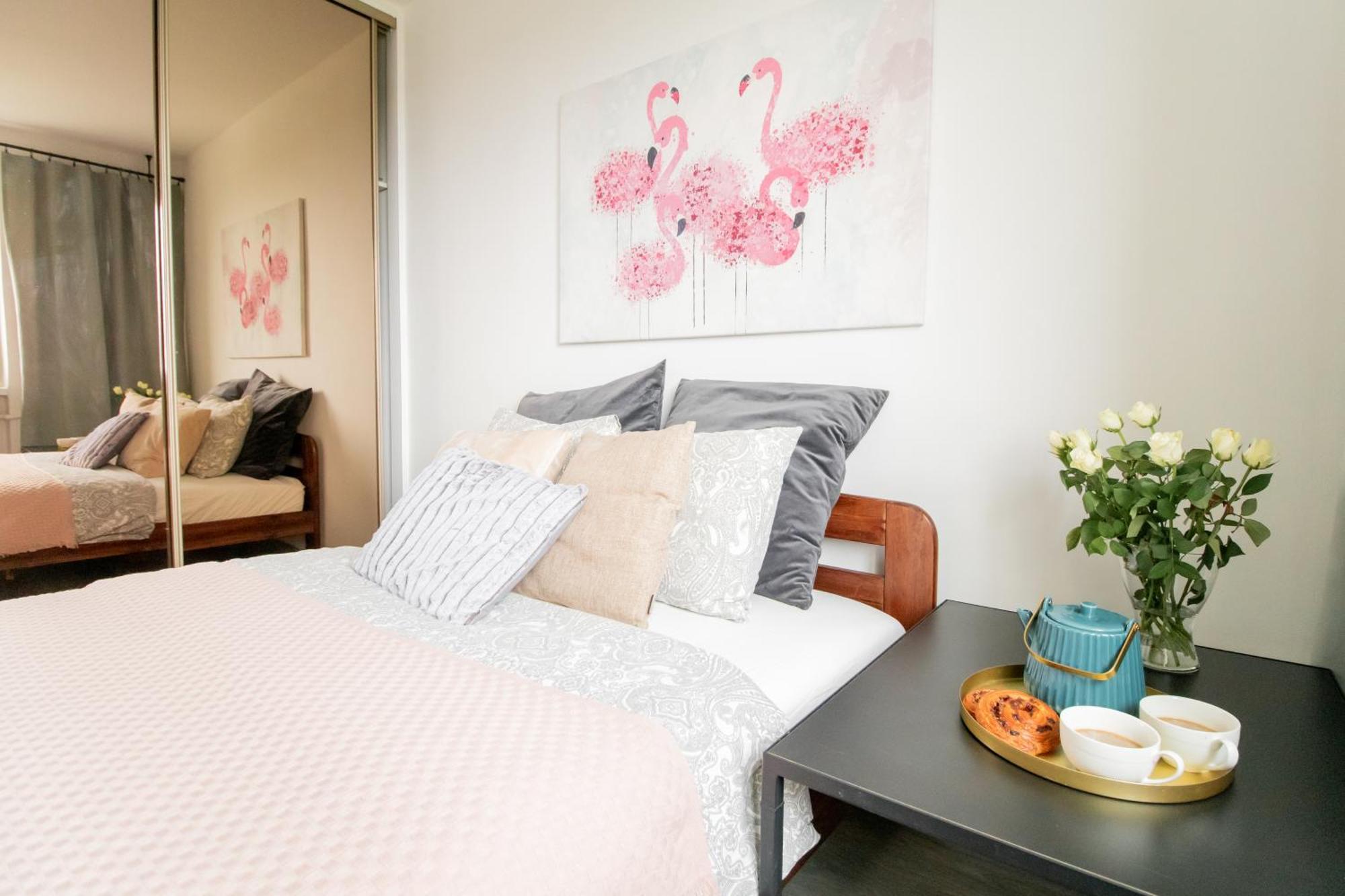 Piotrapartments - Daleka Cozy Train&Airport Apartment Warsawa Bagian luar foto